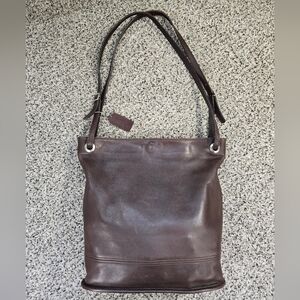 Coach Vintage '98 Westport Bucket Shoulder Bag in Mahogany Brown Style 4242 Hobo
